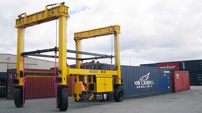 Isoloader Econolifter Straddle Carrier designed for logistics operators and trucking terminals